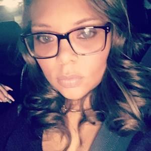 Meet your Posher, Delishia