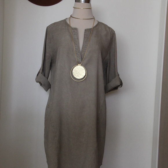 SOLD Anthropologie Cloth & Stone Split Neck Tunic - Picture 3 of 8