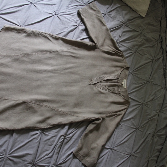 SOLD Anthropologie Cloth & Stone Split Neck Tunic - Picture 5 of 8