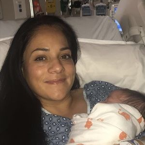 Meet your Posher, Mia