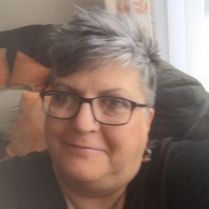 Meet your Posher, Linda