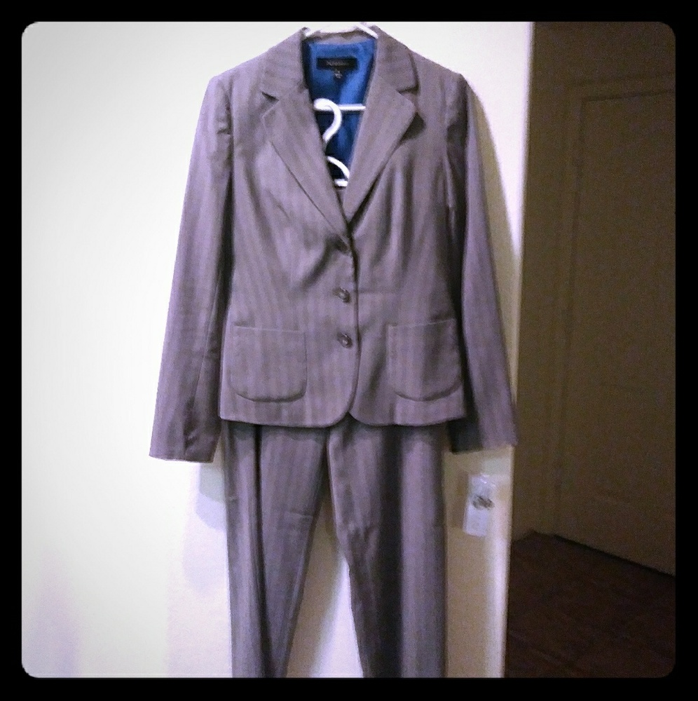 Womens atelier 2pc garmet