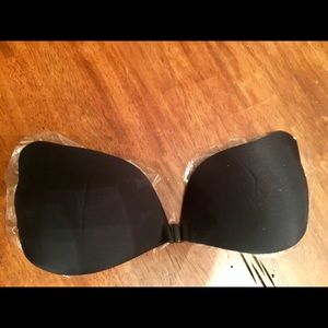 Push Up Strapless Adhesive Bra