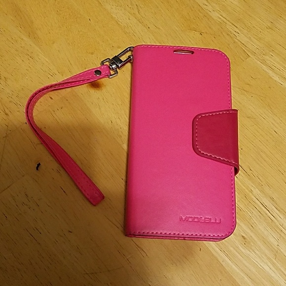 Accessories - Galaxy 7s wallet case.