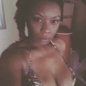 Meet your Posher, Ariel