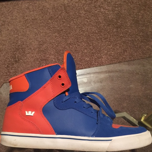 Lightly worn like brand new! - Picture 2 of 3