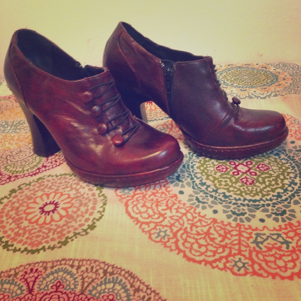 Born Crown Maroon / Red Ankle Boots