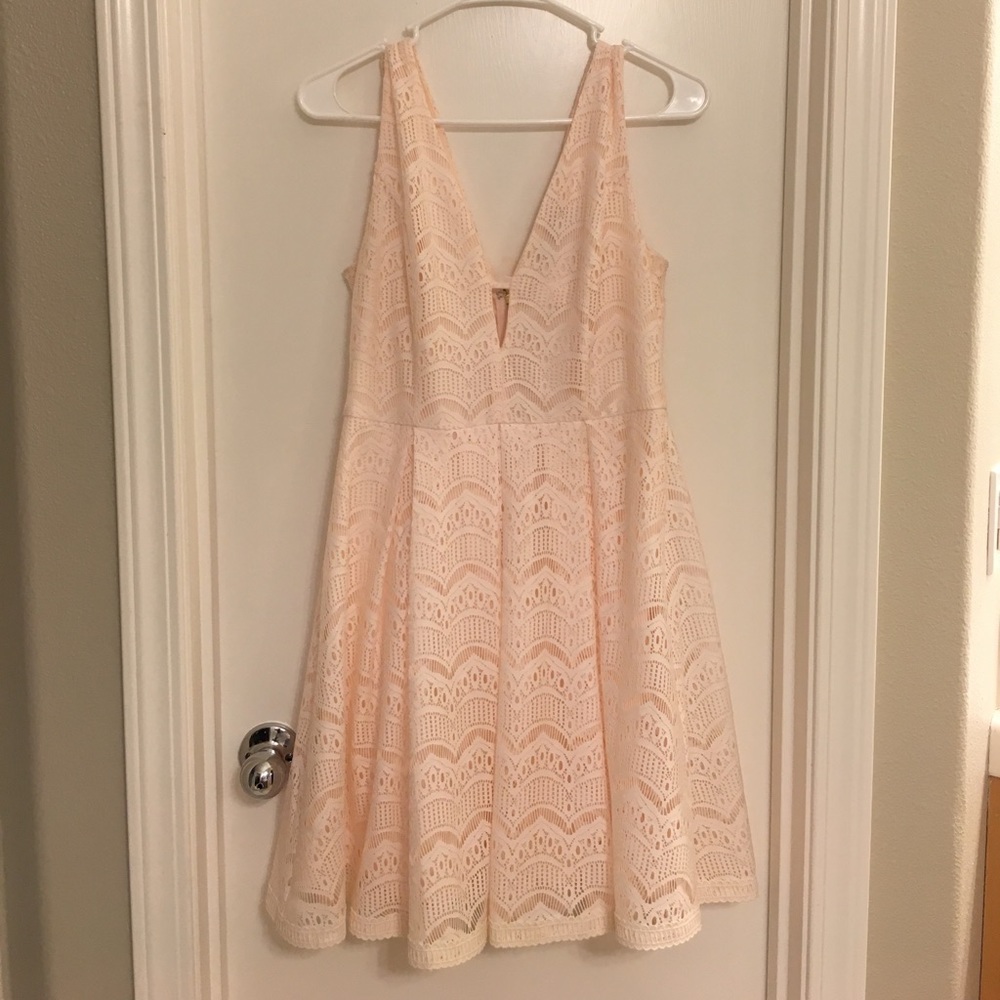 Stella Laguna Beach Lace Dress