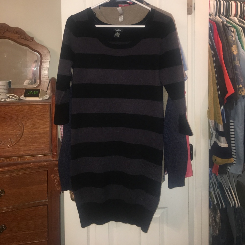 Sweater dress or long sweater
