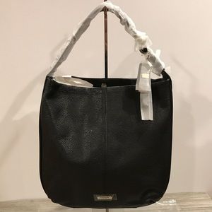 COACH PK AVRY STUD HOBO COACH PK AVRY STUD HOBO