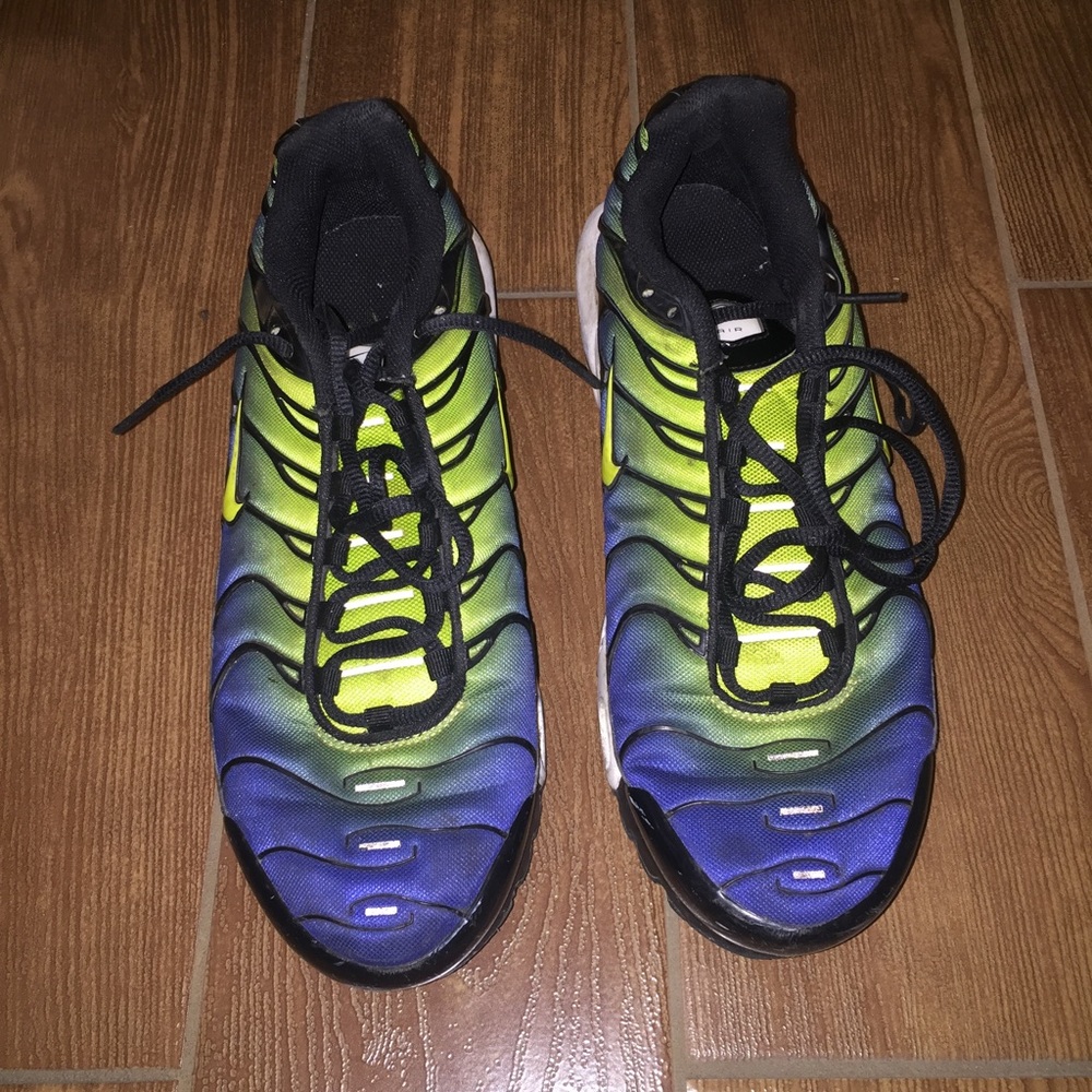 Nike air shoes