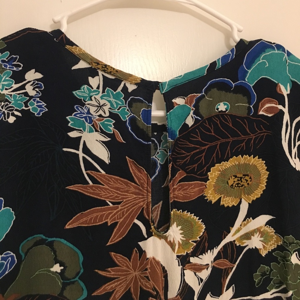 H&M Top - Picture 3 of 3