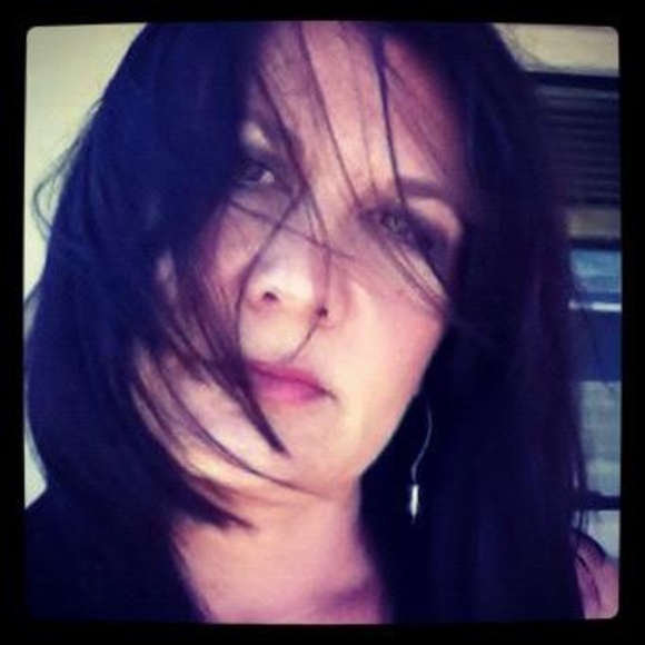Meet your Posher, Karen - Picture 1 of 1