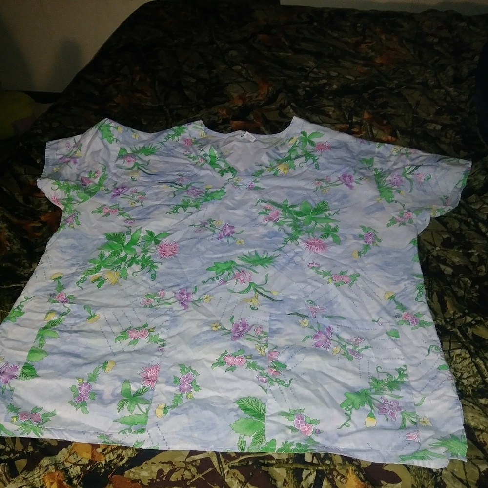 Women's scrub tops
