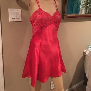 VICTORIA SECRET SEXY LITTLE RED TEDDY/SLIP S