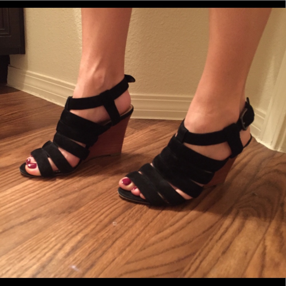 Carlo Pazolini suede strappy wedges