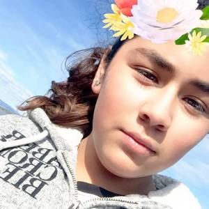 Meet your Posher, Mayra