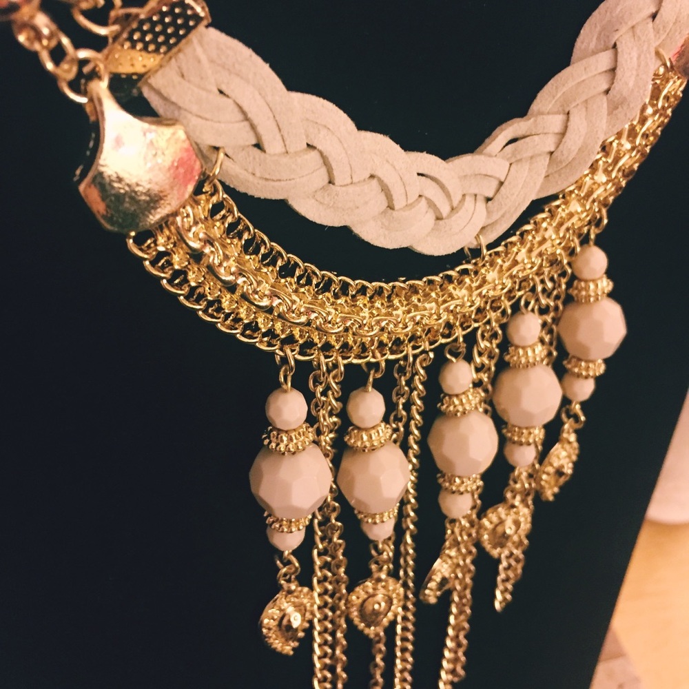 👑 GOLD MULTI LAYERED BOHO CHOKER CREAM NECKLACE - Picture 4 of 7