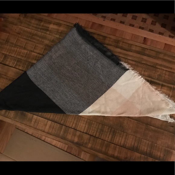 Accessories - Large Blanket Scarf. New! Never Worn!