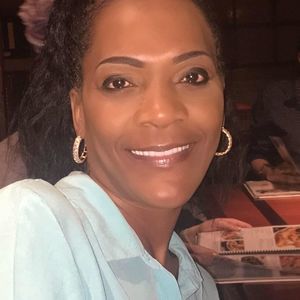 Meet your Posher, Paula