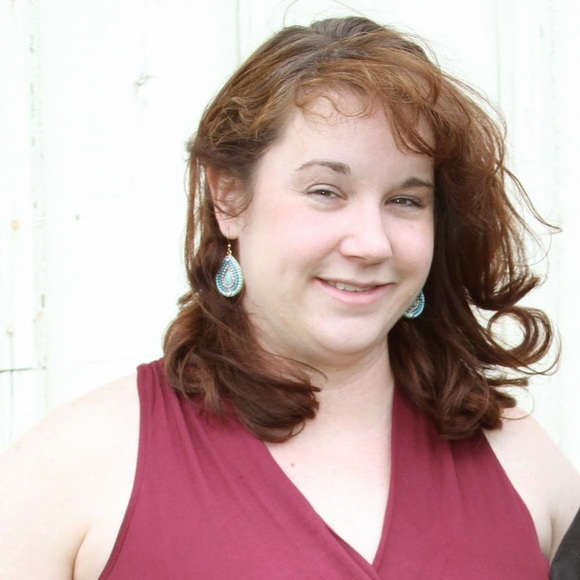 Meet your Posher, Christen - Picture 1 of 1