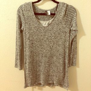 H&M sweater gray pattern
