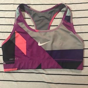 super cute Nike Pro sports bra size XS