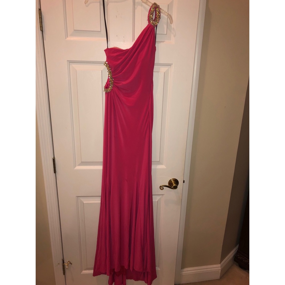 Camille La Vie hot pink one shoulder gown