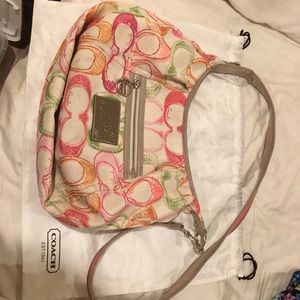 COACH Poppy Scribble Dream C Multicolor Cross Body COACH Poppy Scribble Dream C Multicolor Cross Body