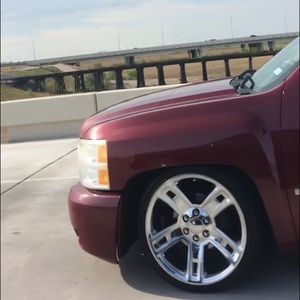 Meet your Posher, Leonel