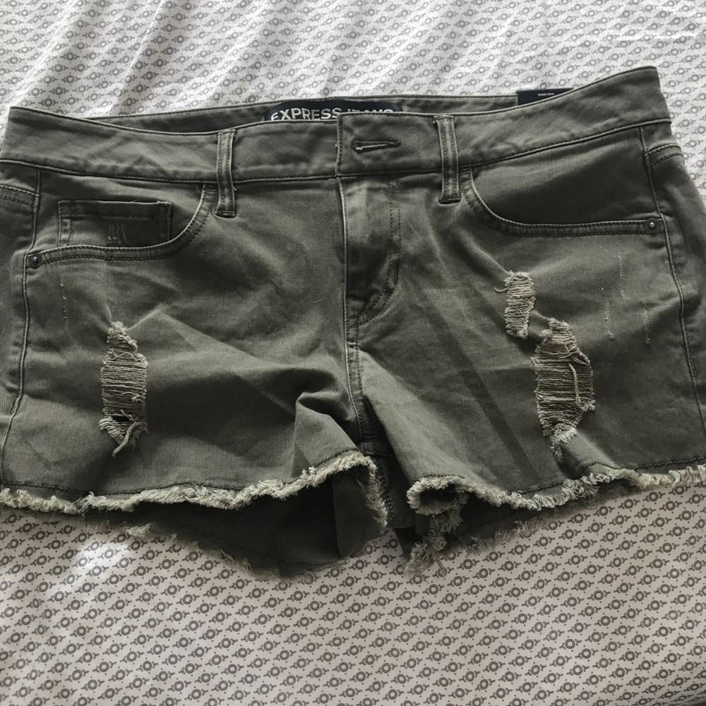 Express shorts