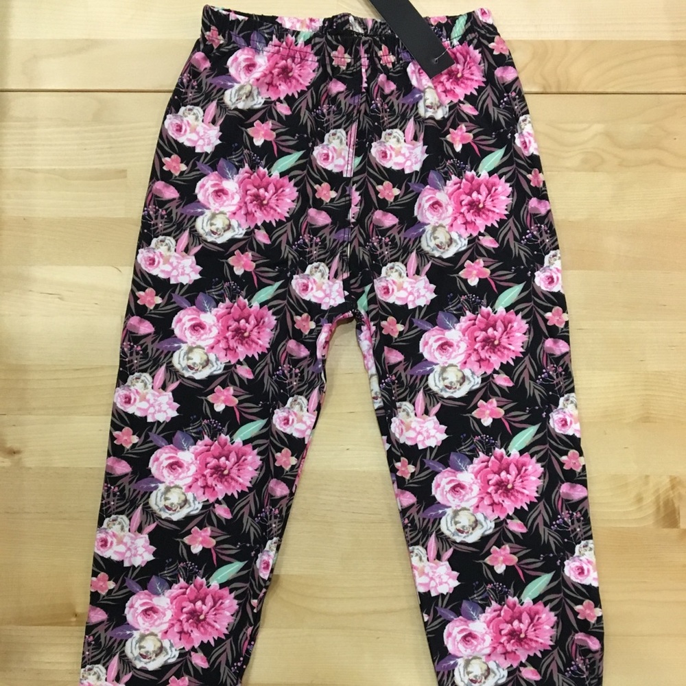 🆕KIDS pink floral leggings