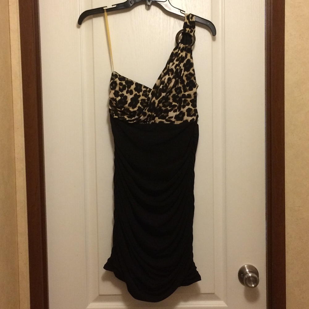 Short&Sassy! Black&Cheetah Print 1 Shoulder Dress