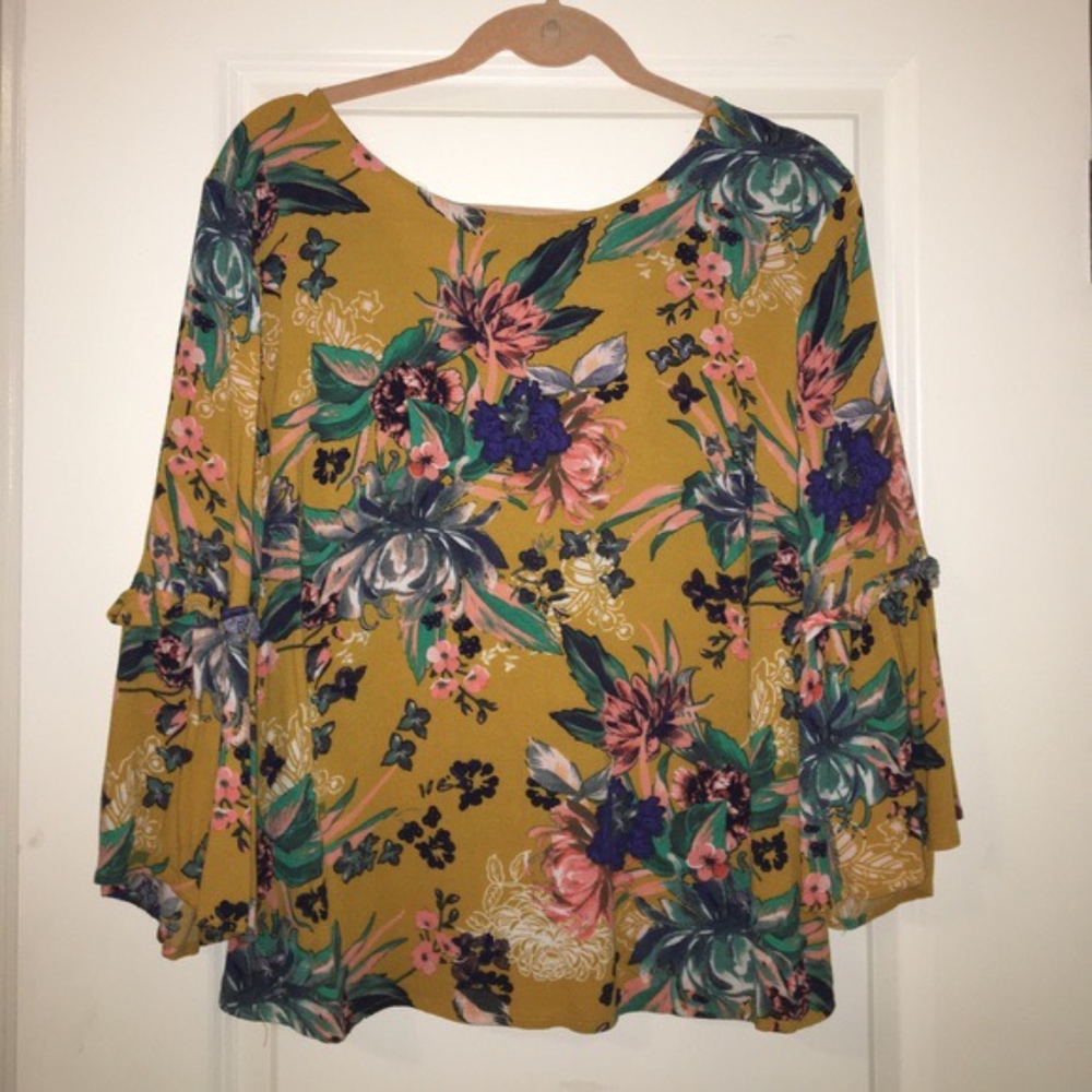 Ava & Viv Mustard Yellow Floral Top