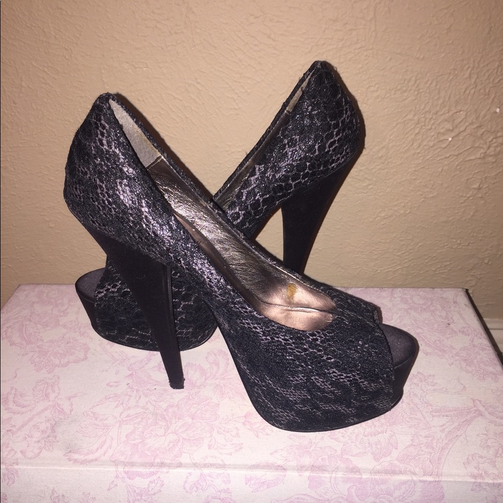 Black Lace Stiletto Pumps