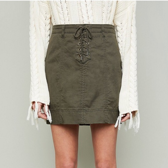 THE EFFLORESSENCE Dresses & Skirts - Lace up front mini skirt