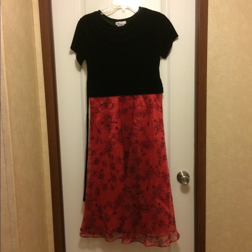 Adorable Girls Black&Red Floral Print Dress