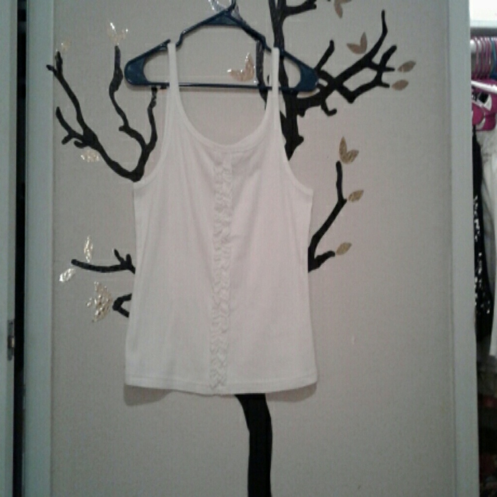 Cute ruffle tank