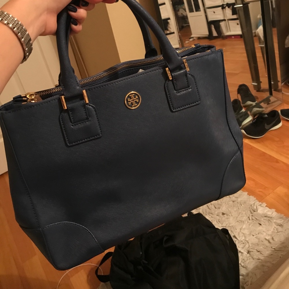 Tory Burch Robinson bag
