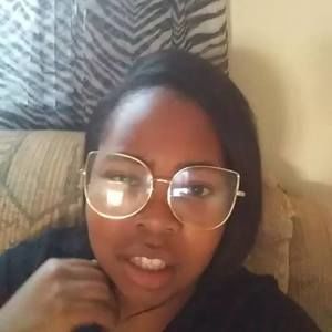 Meet your Posher, Dana