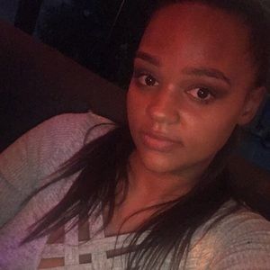 Meet your Posher, Briana