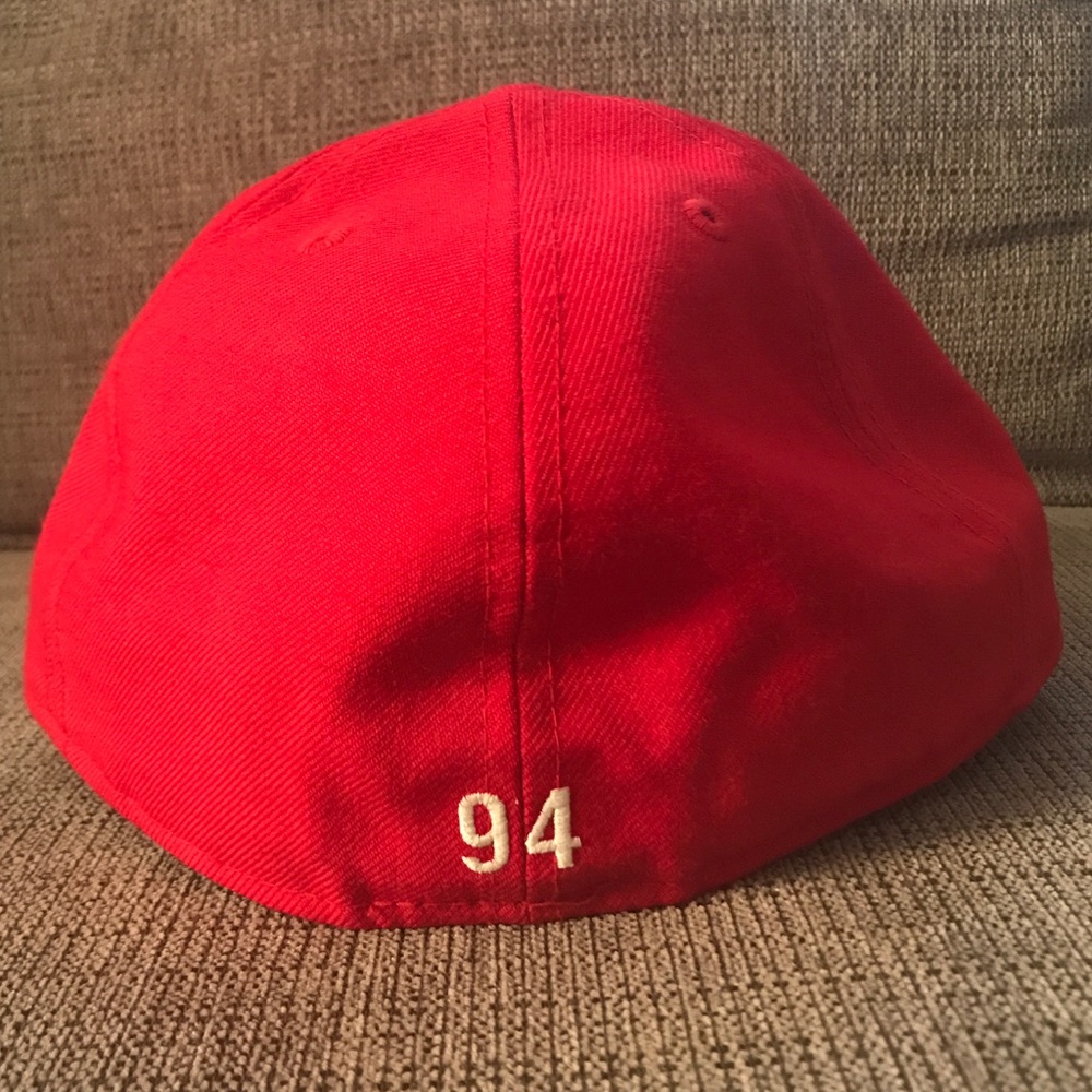 Supreme Red Fitted Cap - Picture 3 of 4