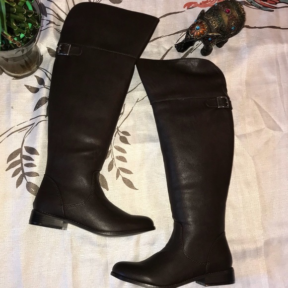 LAST ONE Buckle Round Toe Riding Knee High boot - Picture 7 of 8