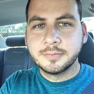 Meet your Posher, Lázaro manuel