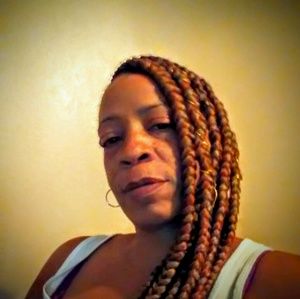 Meet your Posher, Nina