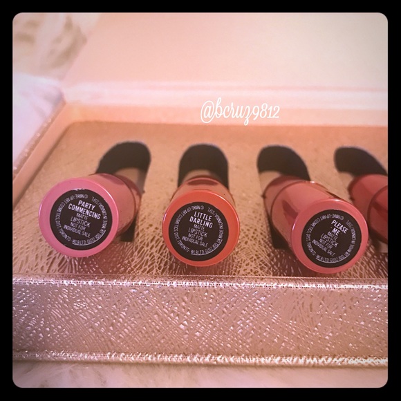 🌸Mac Snow Ball Mini Lipstick Set - Picture 4 of 8