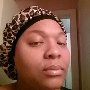 Meet your Posher, Loletha