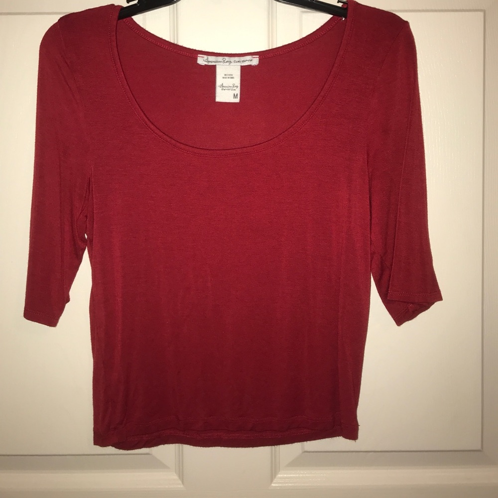 Red 3/4 sleeve crop top