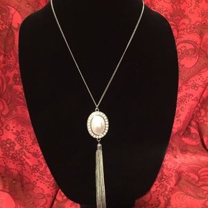 20" Silver & White Beaded Necklace 20" Silver & White Beaded Necklace