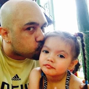 Meet your Posher, Eddie